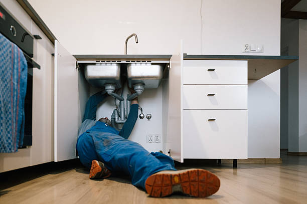 Professional Drain Cleaning technician working in Rose Hill, VA